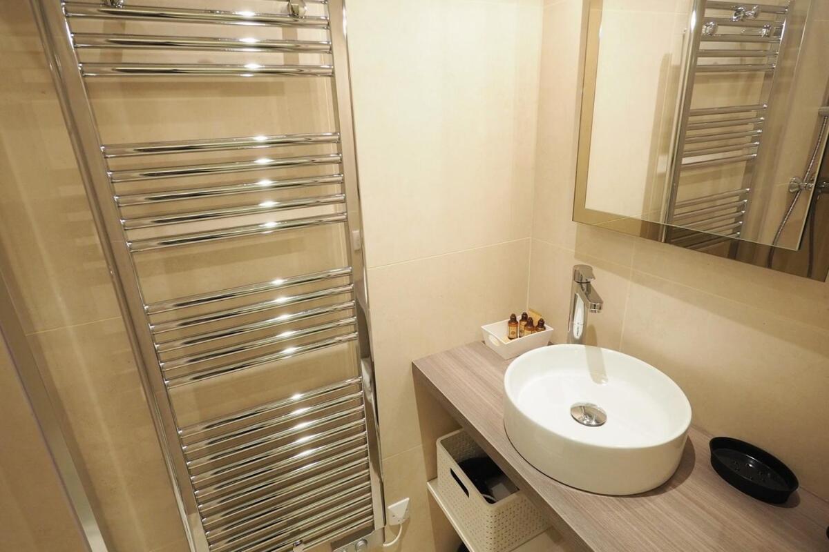 Saint Germain Cosy Apartment Париж Екстериор снимка